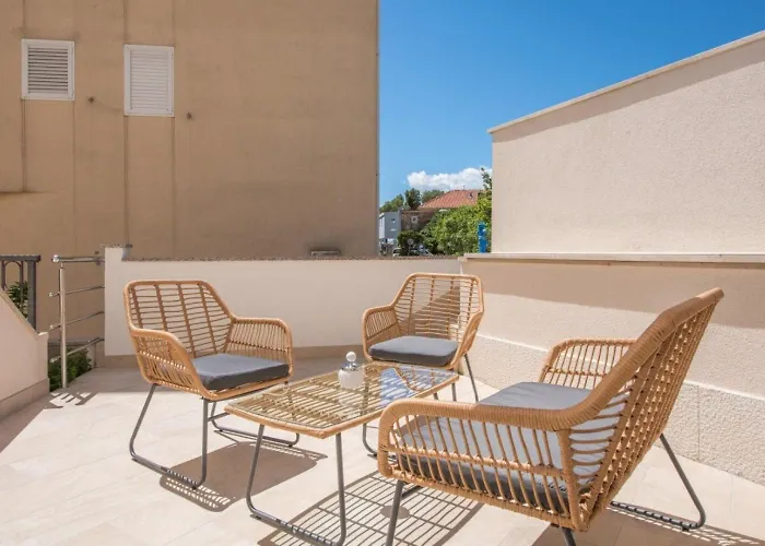 Apartments Mari - 40M From The Beach